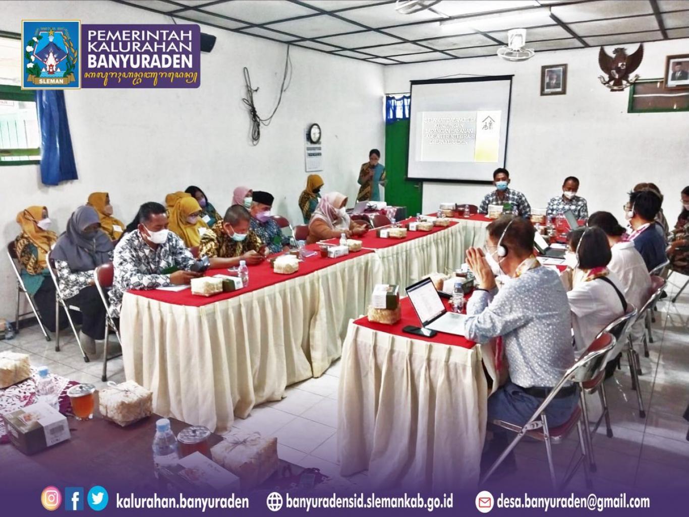 KUNJUNGAN ASIAN DEVELOPMENT BANK KEGIATAN LAYANAN LANSIA TERINTEGRASI