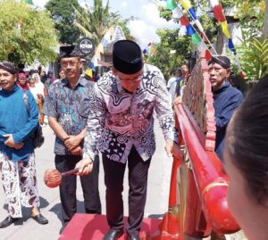 Wakil Bupati Sleman, Hadiri Tradisi Sadranan di Kradenan