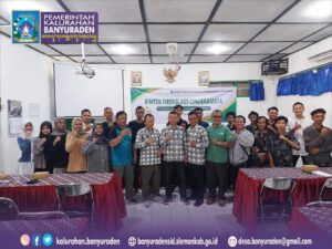 Wujudkan Kreatifitas Bagi Kelompok Masyarakat Melalui Bimtek Cinderamata Berbahan Fiberglass