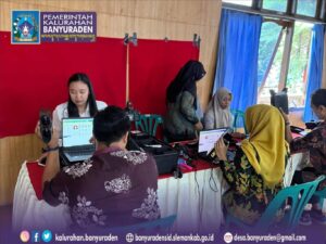 Layanan Jemput Bola Perekaman KTP-El dan Aktivasi IKD di Kalurahan Banyuraden Berjalan dengan Lancar