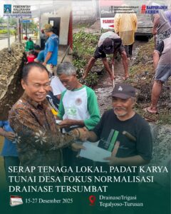 SERAP TENAGA LOKAL, PADAT KARYA TUNAI DESA FOKUS NORMALISASI DRAINASE TERSUMBAT